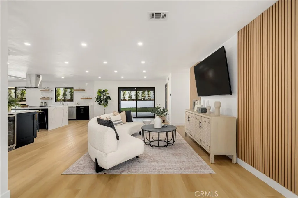 4840 Sunnybrook Avenue, Buena Park, California 90621 home-pic-6